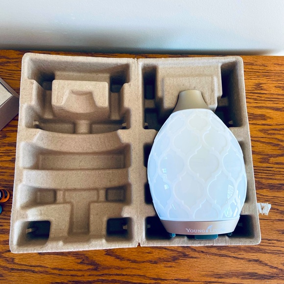 Young Living Desert Mist Diffuser-NWT - Picture 4 of 7